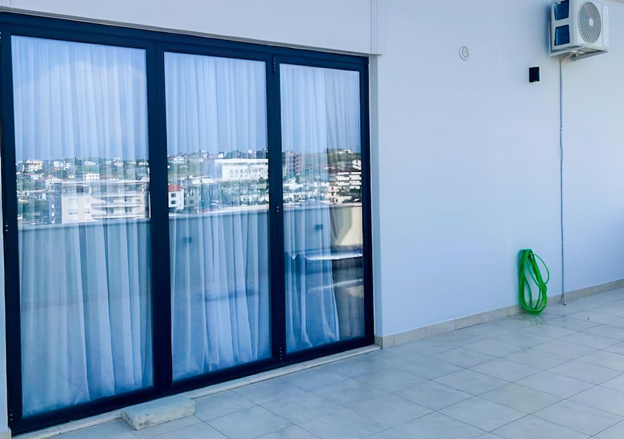 Yellow Building * Durrës